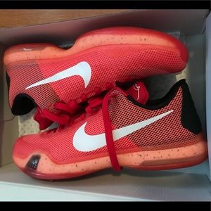 Kobe X